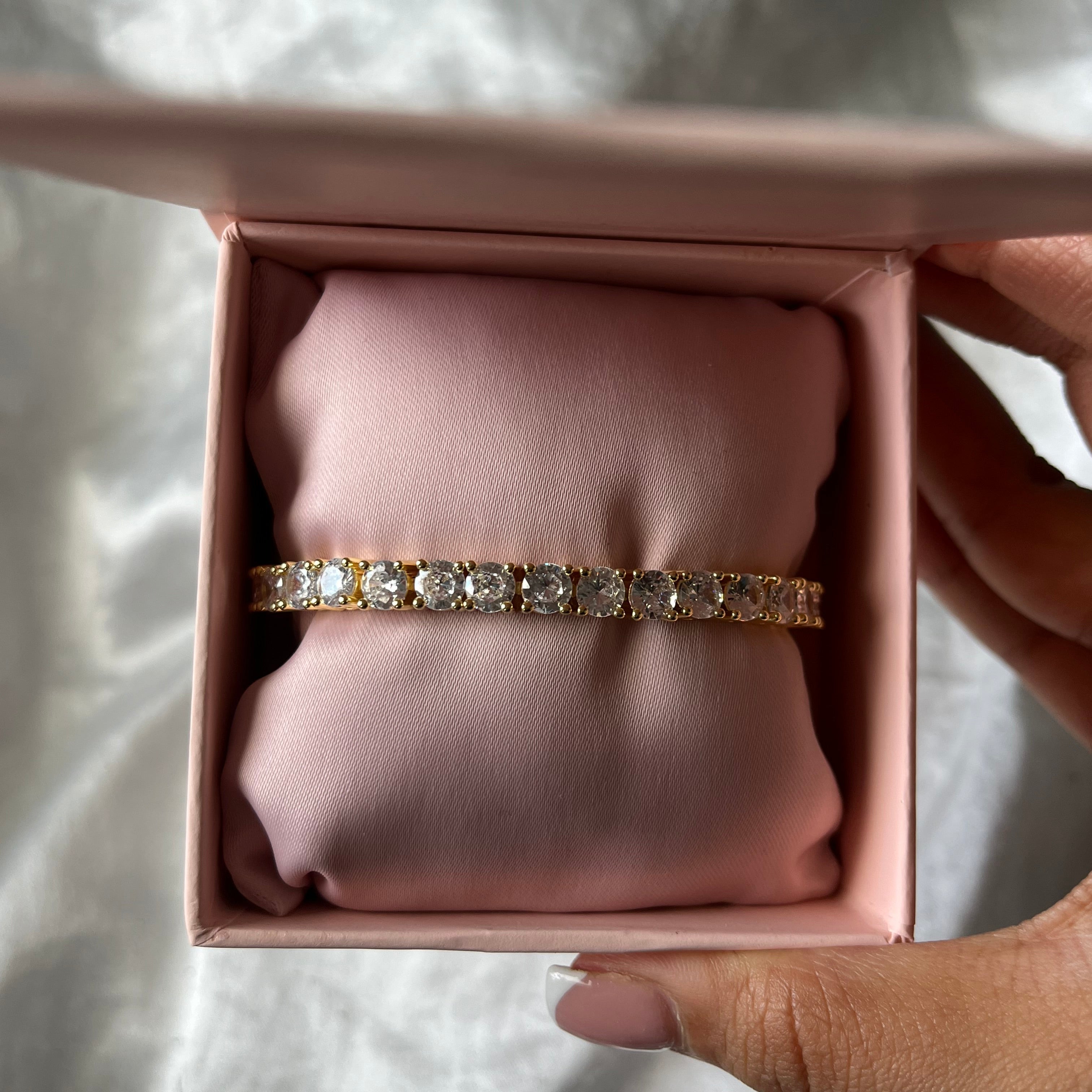 TARA TENNIS BRACELET